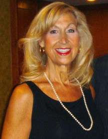 portrait of Terri Shank